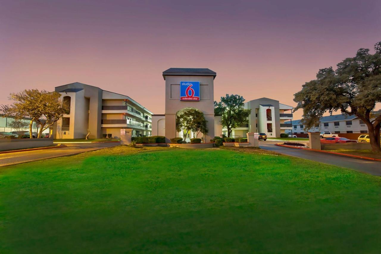 Studio 6-San Antonio, Tx - Airport Exteriör bild